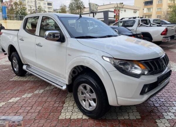 MITSUBISHI L200- PICK UP- 15/18; ARAÇ BİLGİLERİ VE RESİMLERİ
