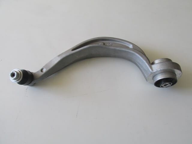 AUDI A4- 08/12; ÖN ALT TABLA SAĞ EĞRİ TİP BURÇLU/ROTİLLİ (65 MM M14) (SALINCAK) ALÜMİNYUM (SH)