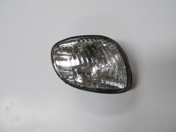 TOYOTA COROLLA- ZZ111- 00/02; ÖN SİNYAL SAĞ ŞEFFAF BEYAZ (JAPON GÖZ TİPİ) (CASP)