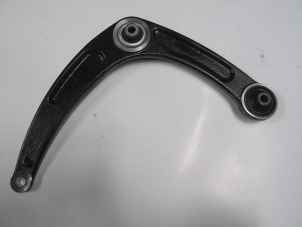 PEUGEOT PARTNER- TEPEE- 10/18; ÖN ALT TABLA SOL BURÇLU (SALINCAK) (SH)