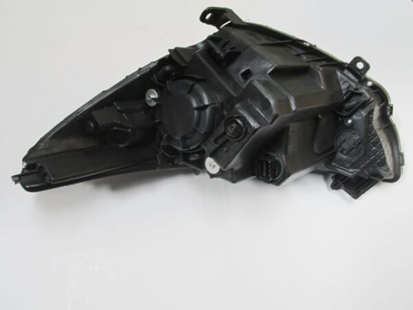 HYUNDAI ACCENT- BLUE- 11/14; FAR LAMBASI SAĞ MANUEL/BEYAZ REFLEKTÖRLÜ LEDSİZ (H4) (5PİN) (CASP)