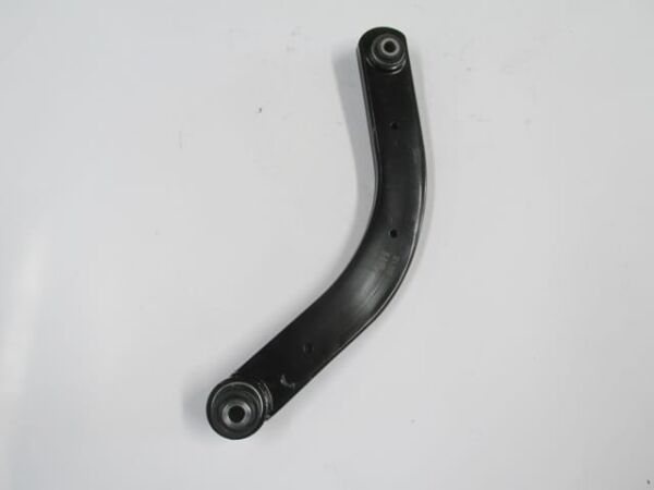 OPEL VECTRA- C- 03/05; ARKA ÜST TABLA (SALINCAK) SAĞ/SOL AYNI (ADET) (BURÇLU) (SH)