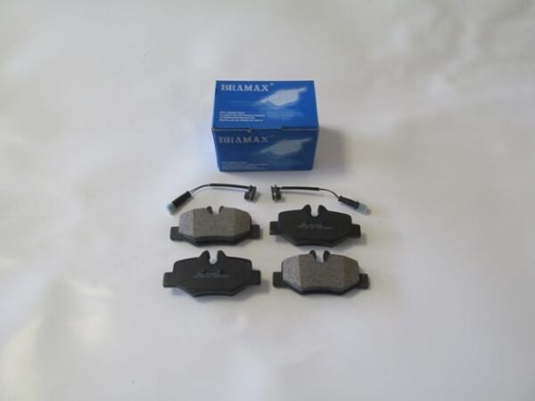 MERCEDES VITO- W639- 03/14; ARKA FREN BALATASI (2 KABLOLU) (DİSK) (102X50,3X18,5) (BRAMAX)