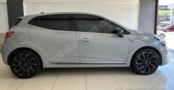 RENAULT CLIO- 5- HB- 23/25; ARAÇ BİLGİLERİ VE RESİMLERİ