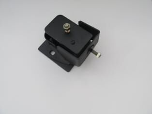 MITSUBISHI L300- MİNİBÜS- 85/87; MOTOR TAKOZU SAĞ (FPI)