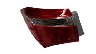 TOYOTA COROLLA- NDE180- 13/16; DIŞ STOP LAMBASI SOL KIRMIZI/BEYAZ/LEDSİZ