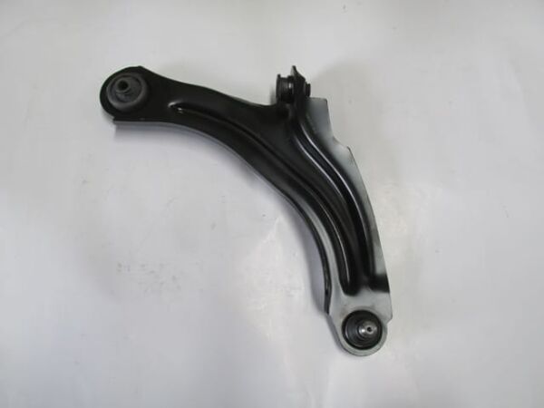 RENAULT CLIO- 4- HB- 13/16; ÖN ALT TABLA SAĞ ROTİLLİ/BURÇLU (SALINCAK) (SH)