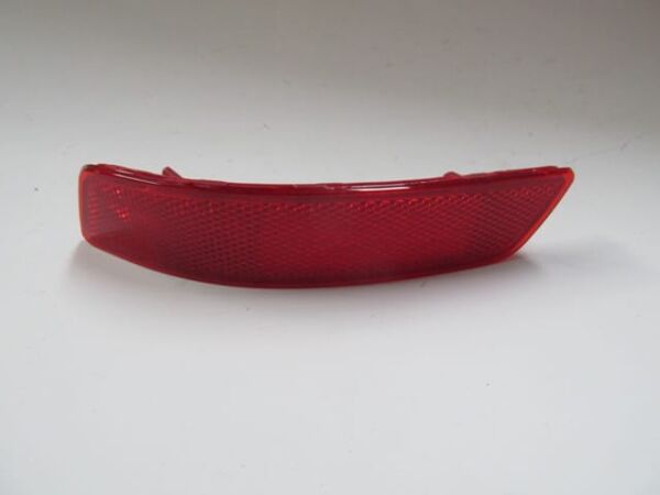 TOYOTA COROLLA- NDE180- 13/18; ARKA TAMPON REFLEKTÖRÜ SOL KIRMIZI