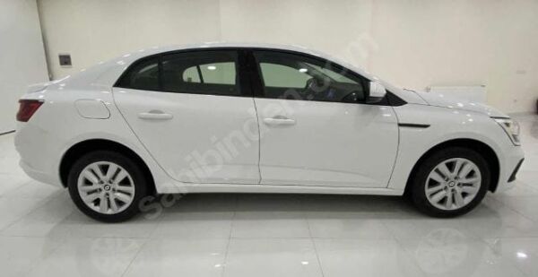 RENAULT MEGANE- 4- SD- 21/25; ARAÇ BİLGİLERİ VE RESİMLERİ