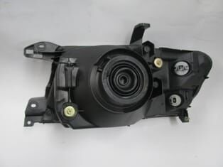 MITSUBISHI PAJERO- 04/06; FAR LAMBASI SAĞ MANUEL BEYAZ TİP SARI/BEYAZ SİNYALLİ (CASP)