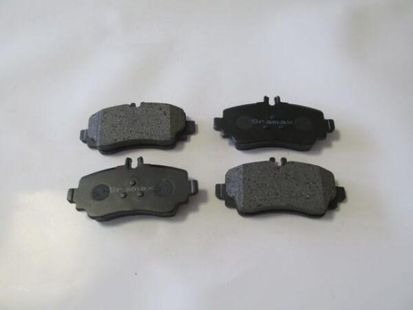 MERCEDES A CLASS- W168- 98/04; ÖN FREN BALATASI (KABLOSUZ)(DİSK)(116,43X57,55X16,85)(BRAMAX)