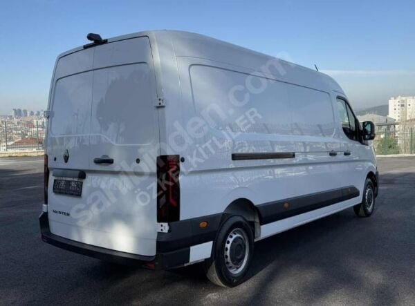 RENAULT MASTER- 5- 24/25; ARAÇ BİLGİLERİ VE RESİMLERİ
