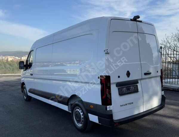 RENAULT MASTER- 5- 24/25; ARAÇ BİLGİLERİ VE RESİMLERİ
