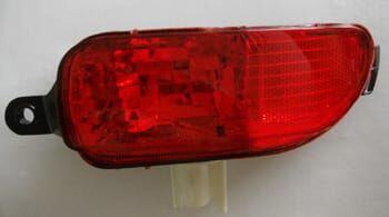 OPEL CORSA- C- 00/03; ARKA SİS LAMBASI SAĞ KIRMIZI 3/5 KAPI (TYC)